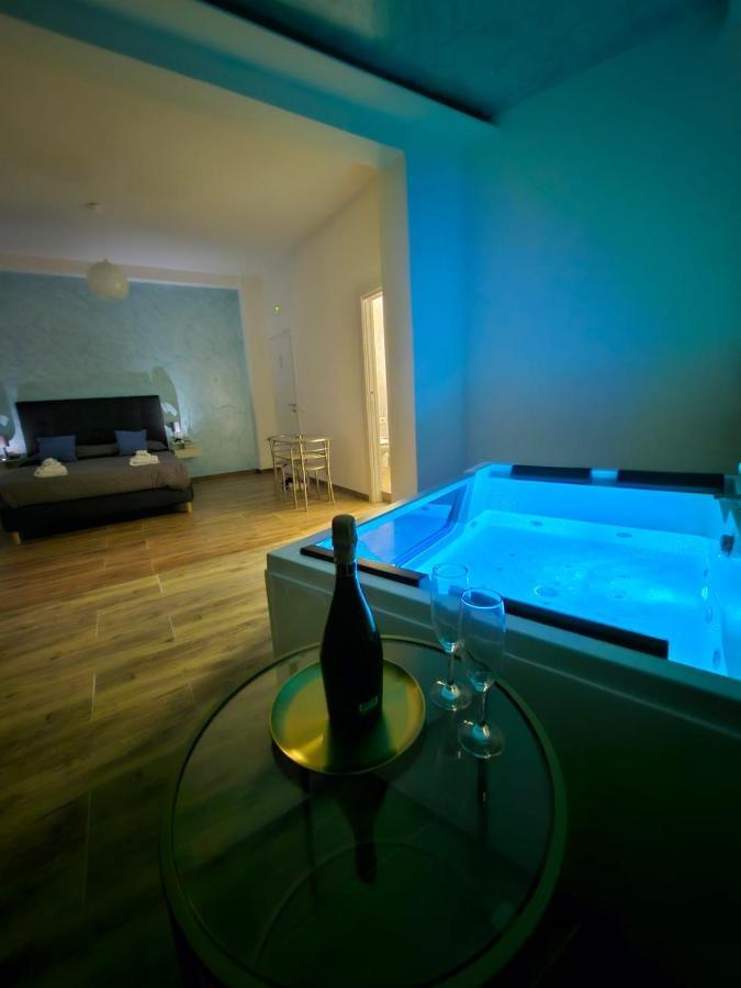 B&B Pietre Preziose Salerno Luaran gambar