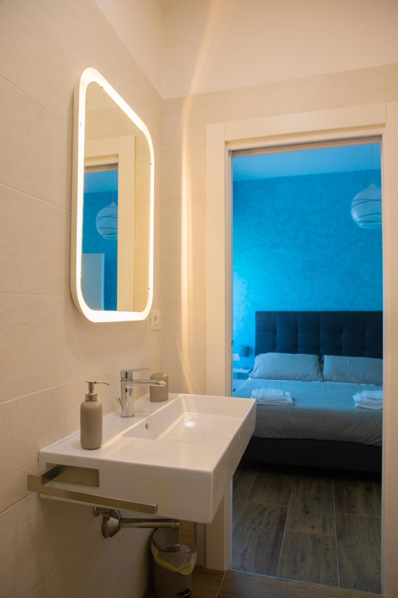 B&B Pietre Preziose Salerno Luaran gambar