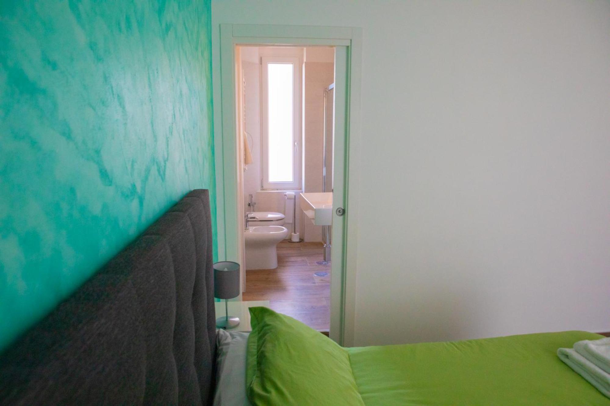 B&B Pietre Preziose Salerno Luaran gambar