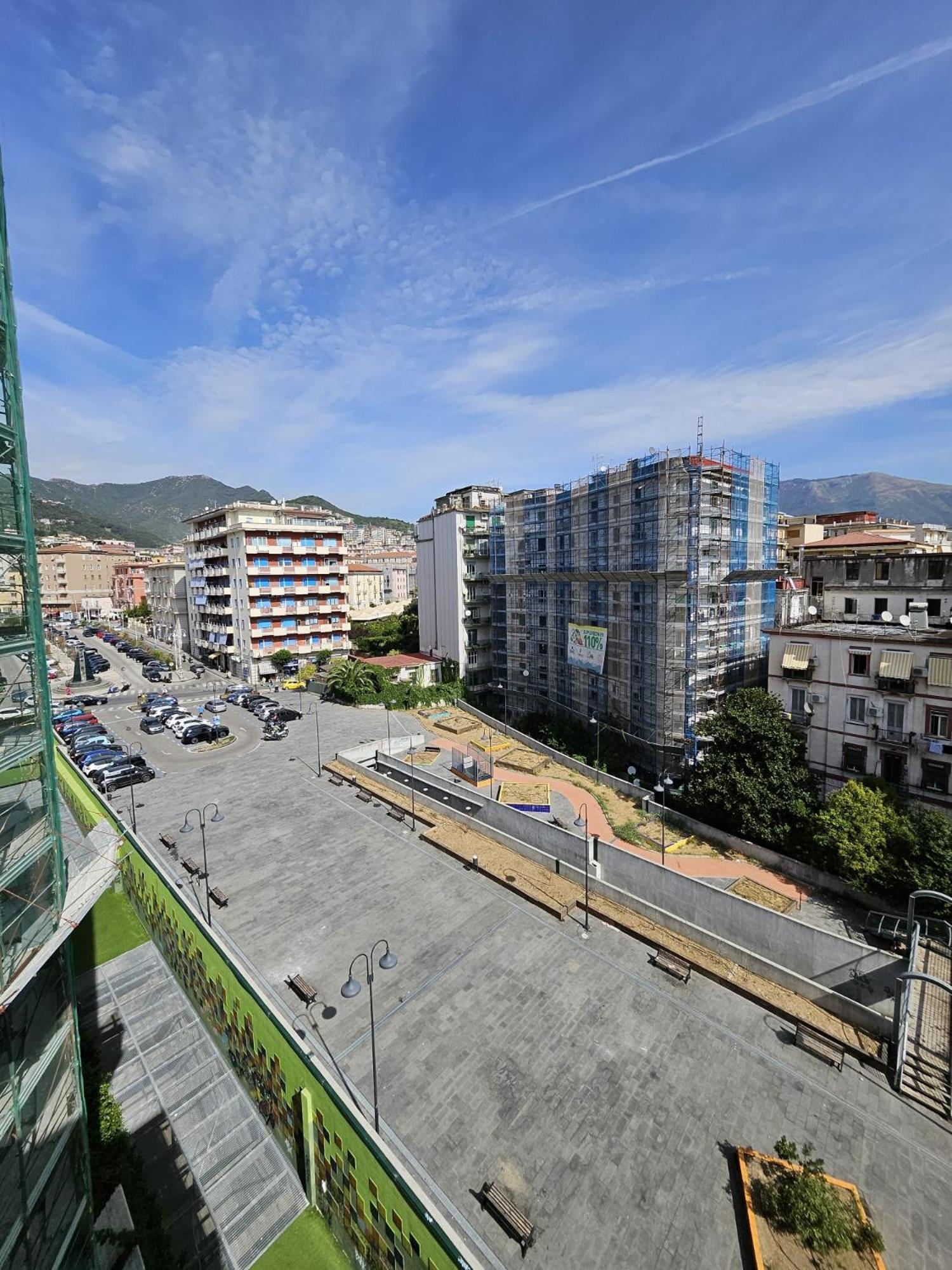 B&B Pietre Preziose Salerno Luaran gambar